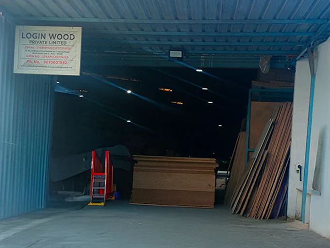 Loginwood Office Furniture Manufacturer in Pune